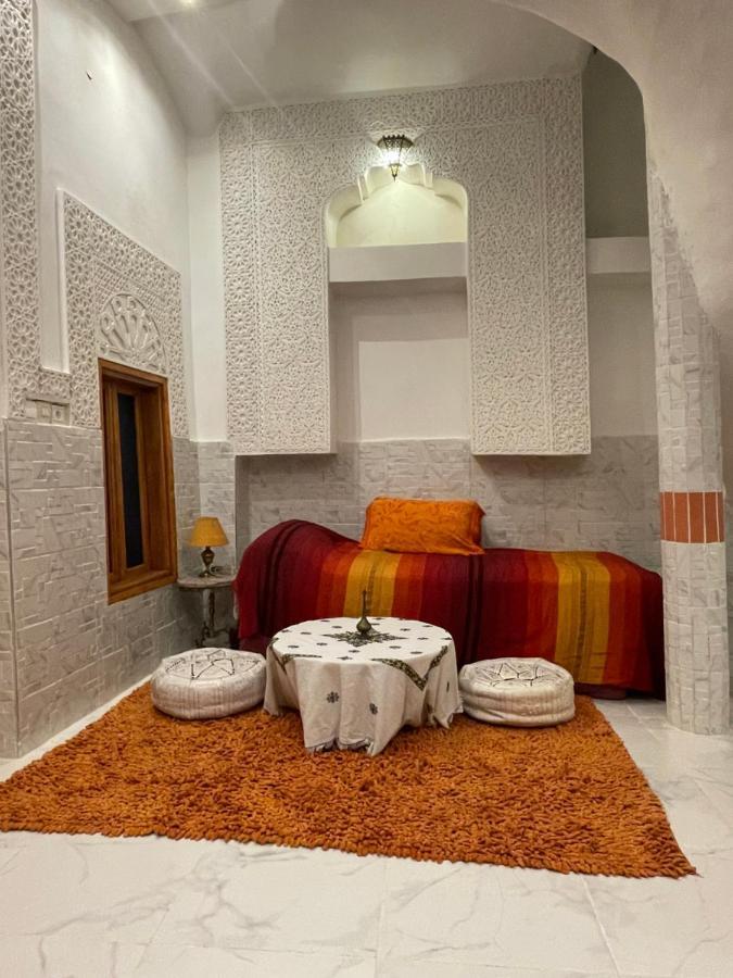 Dar Alkatib Meknes Acomodação com café da manhã Exterior foto